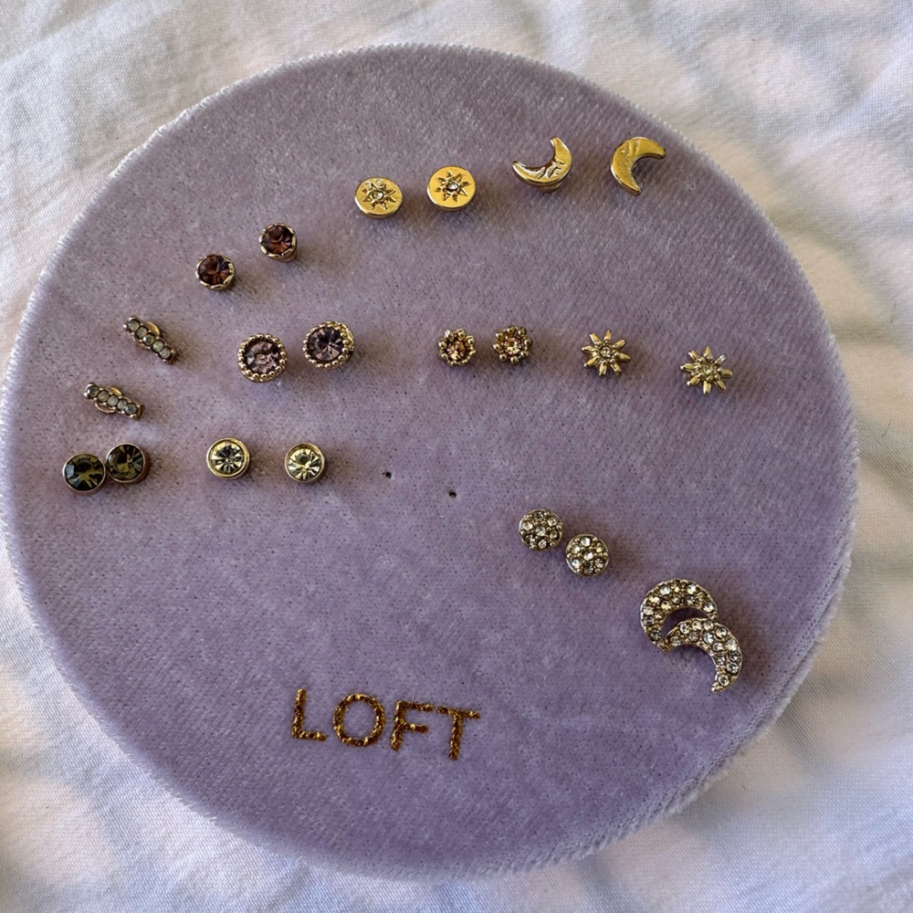 Ann Taylor Loft huge lot earrings studs pairs gold tone
